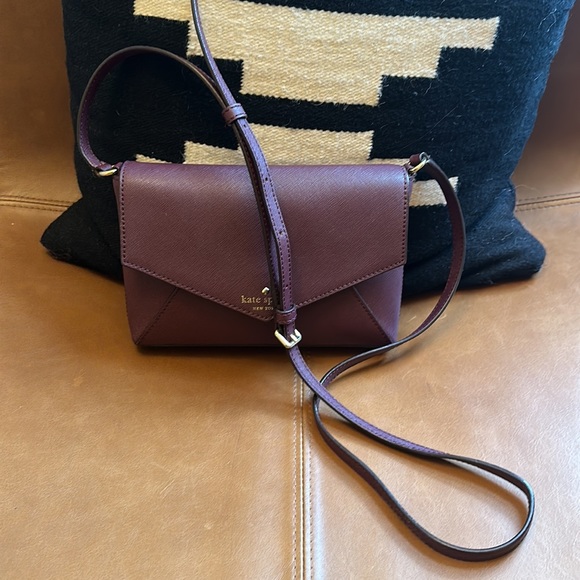 Kate Spade Purple Eggplant Crossbody Envelope Purse - Picture 4 of 4